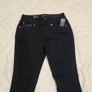Earl 4P nwt skinny jeans